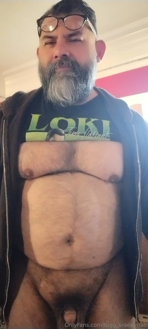 Daddy tuggs going to nerd out at a comic book store wanna join dad 