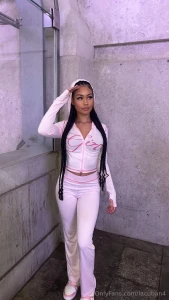 Non ti sei stufato di fare tutto da solo ci sono io a darti una mano