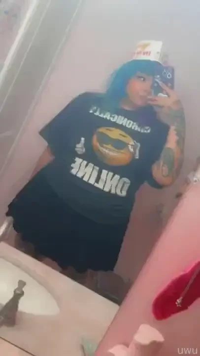 I bet u wanted to see up my skirt the whole stream huh well fine here 