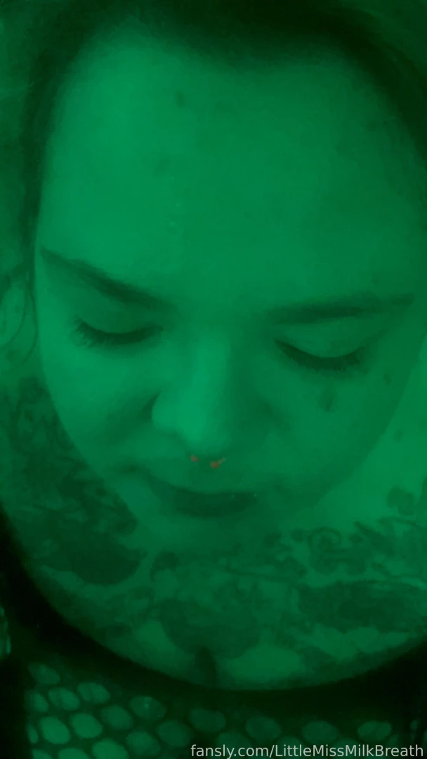 Do i look cute on my knees mouth full and all messy just for you part 4 