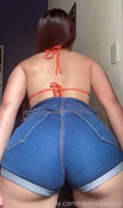 Do these jean shorts look good on my ass blessedladyyy ass asshole
