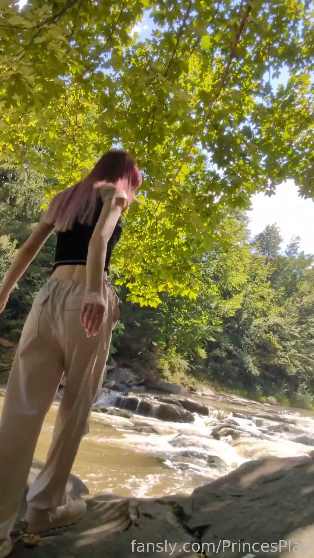 Wow just look at what an amazing place i was in i wish i had a 