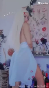 Fansly friyay after i eat i will go live tags sexy ebony etheral fit