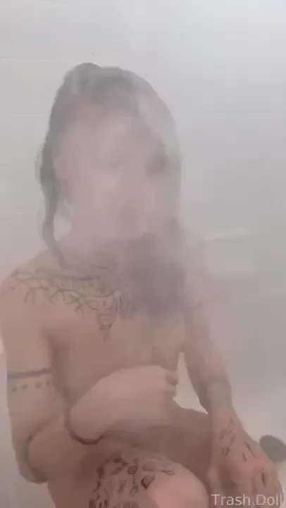 The lighting in my bathroom is amazing some days fyp gothgirl naked 