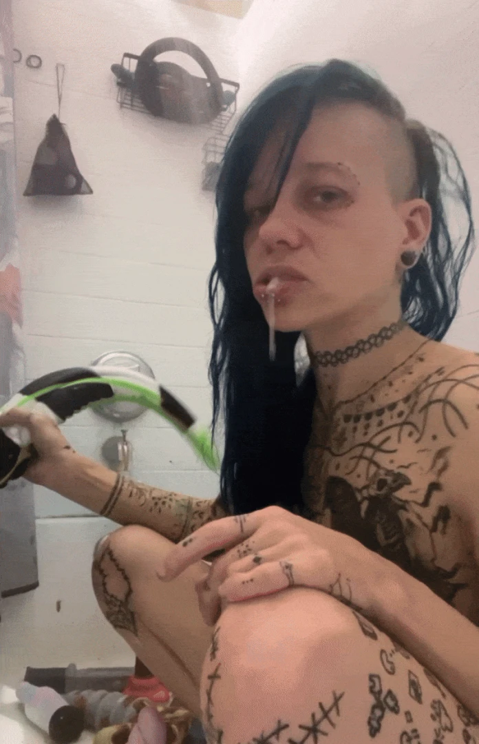 What you ll find here a lonely brat and 3 years of gape training size 