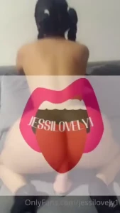 Hey honey do you want to see me clap my big ass send me a 7 tip and i