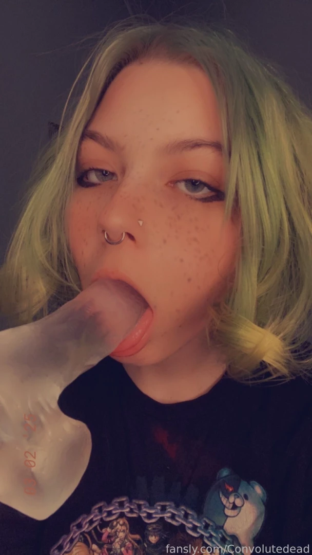Use my throat pls 