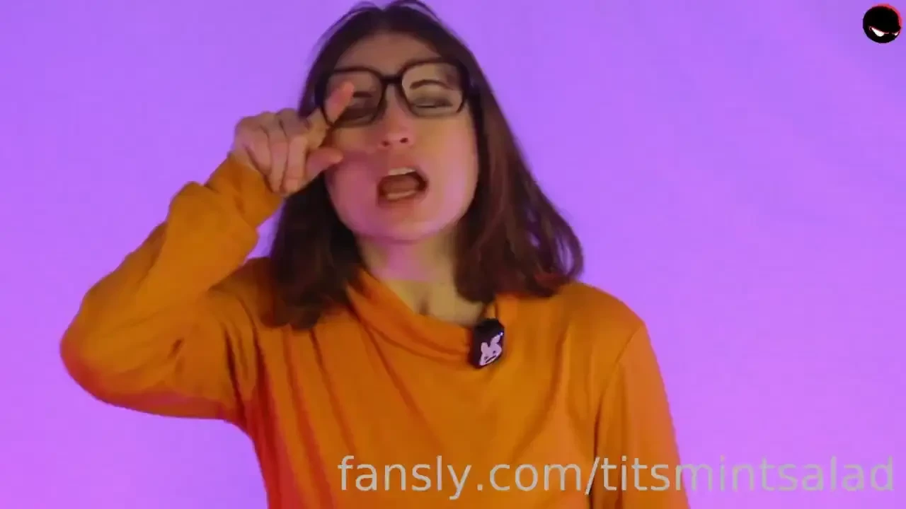 Testing light and sound for some videos inside now that it is cold out 