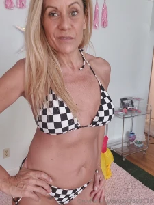 Good day check out my kitty_funk_vip page you can see all my content