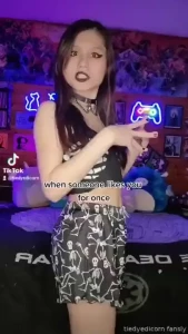 My personality gets me no oneeee btw we re all caught up on posting my