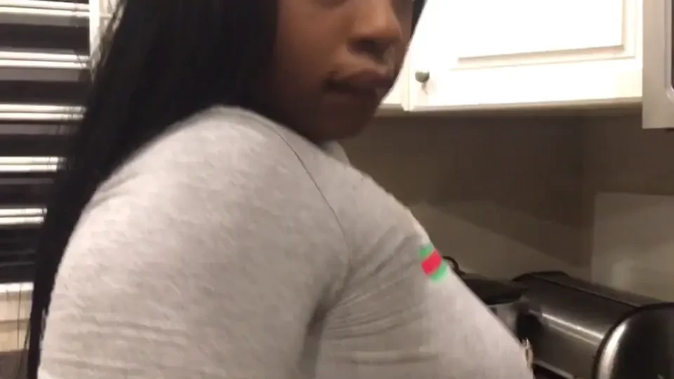 Taste my cookies 