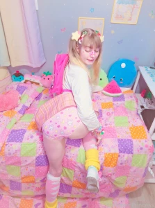 Lil sister energy pt 2 been getting alot of art commissions done part 7