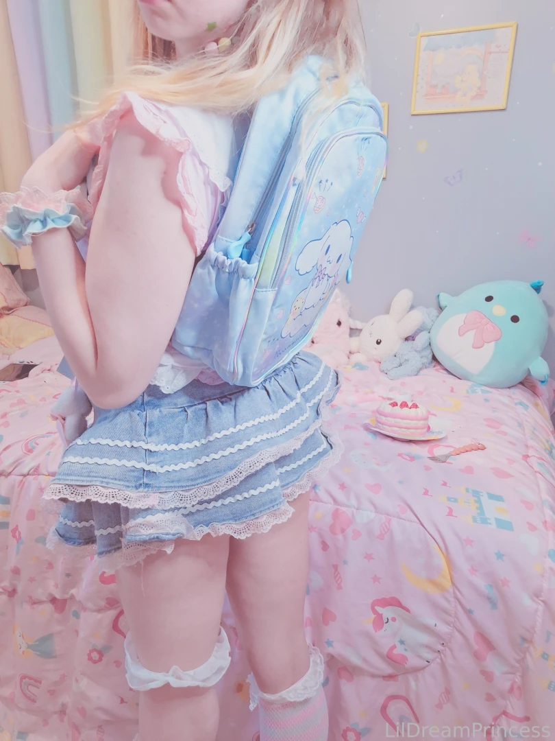 Pretty lil petite persocom pt 1 im thinking of streaming again part 1 