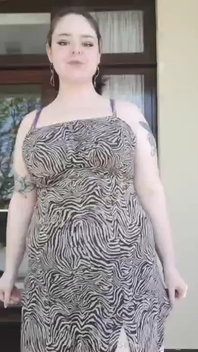 I m going out tonight what do you think of my outfit it shows off my 