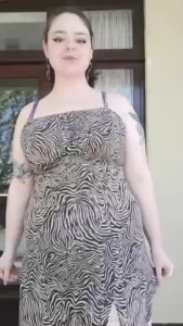 I m going out tonight what do you think of my outfit it shows off my