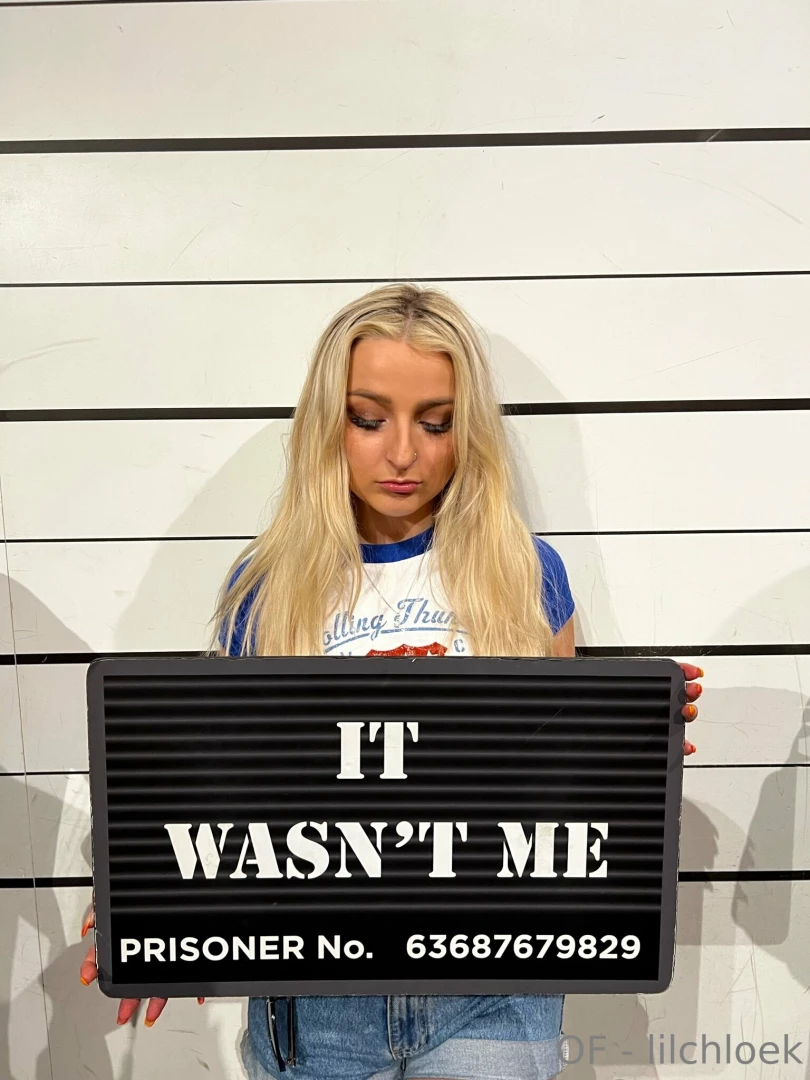 Dm me daddy i want to show you what i didn t do 