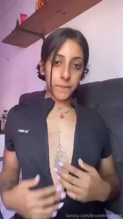 I wanted to massage my tits and for you to see me fyp brunette-dulce 