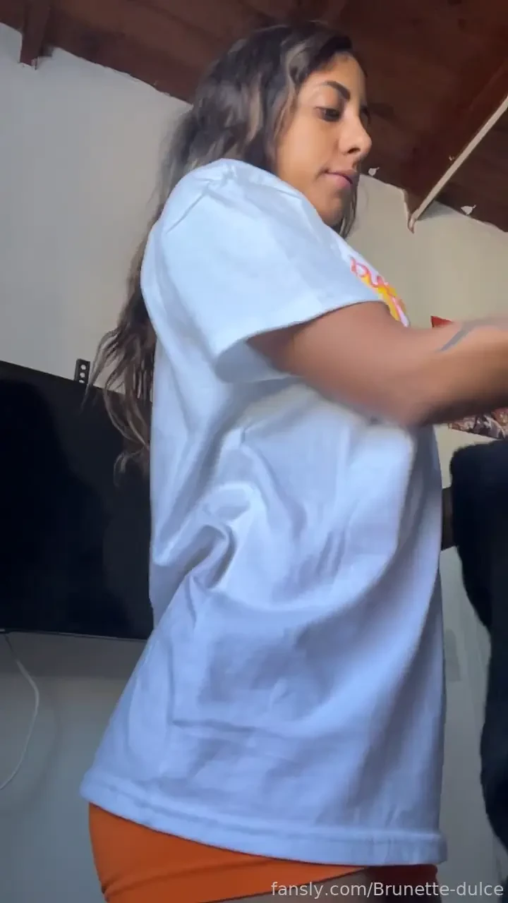 Is my training showing i think so ass leggins yogapants bounce braces 