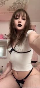 For my face and or underboob enjoyers 3 part 1