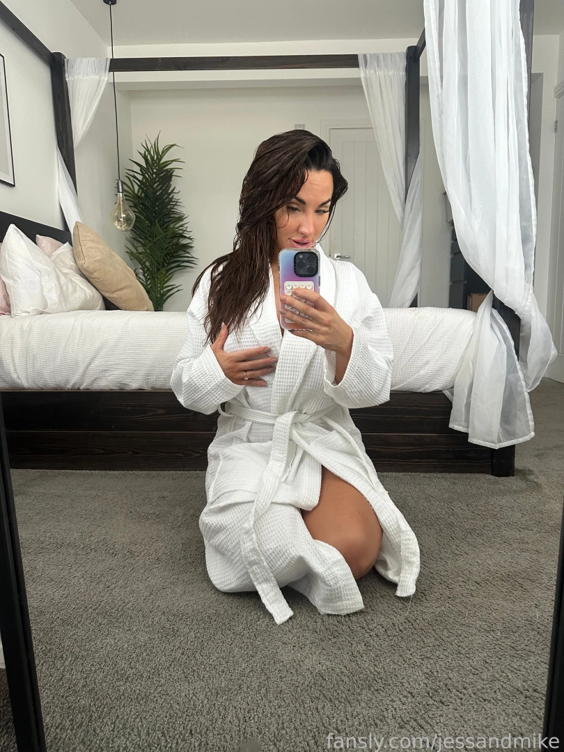 I m wet for you swipe to undress my robe milf british amateur boobs 