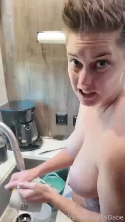 Mini vlog rv life you know what s better than screen door days in an 