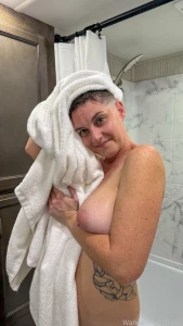 Time for a quick shower bigboobs bigtits milf