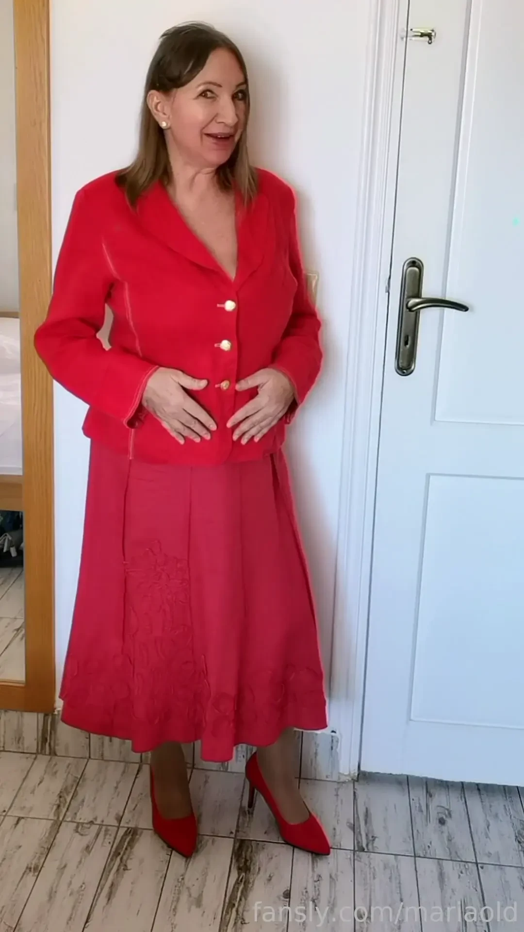 Hot granny teaching stepgransdon how make sex and get cumshot to her 