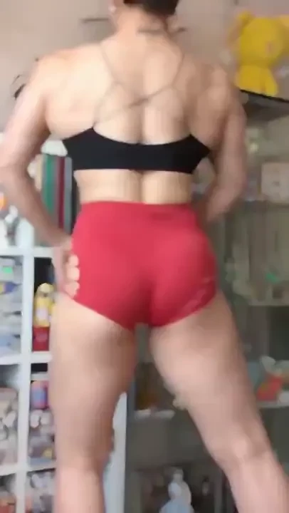 My back looking beefy as hell flex back muscles 