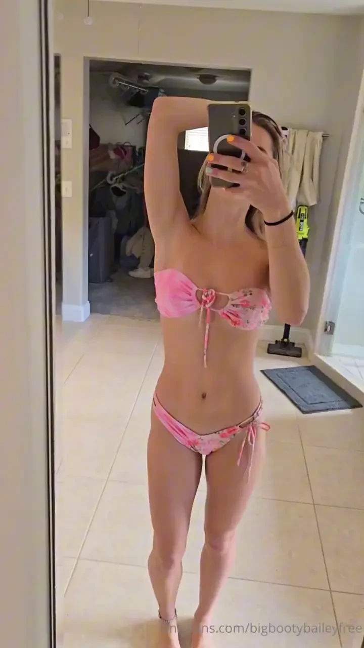 What bikini color do you like on me most 