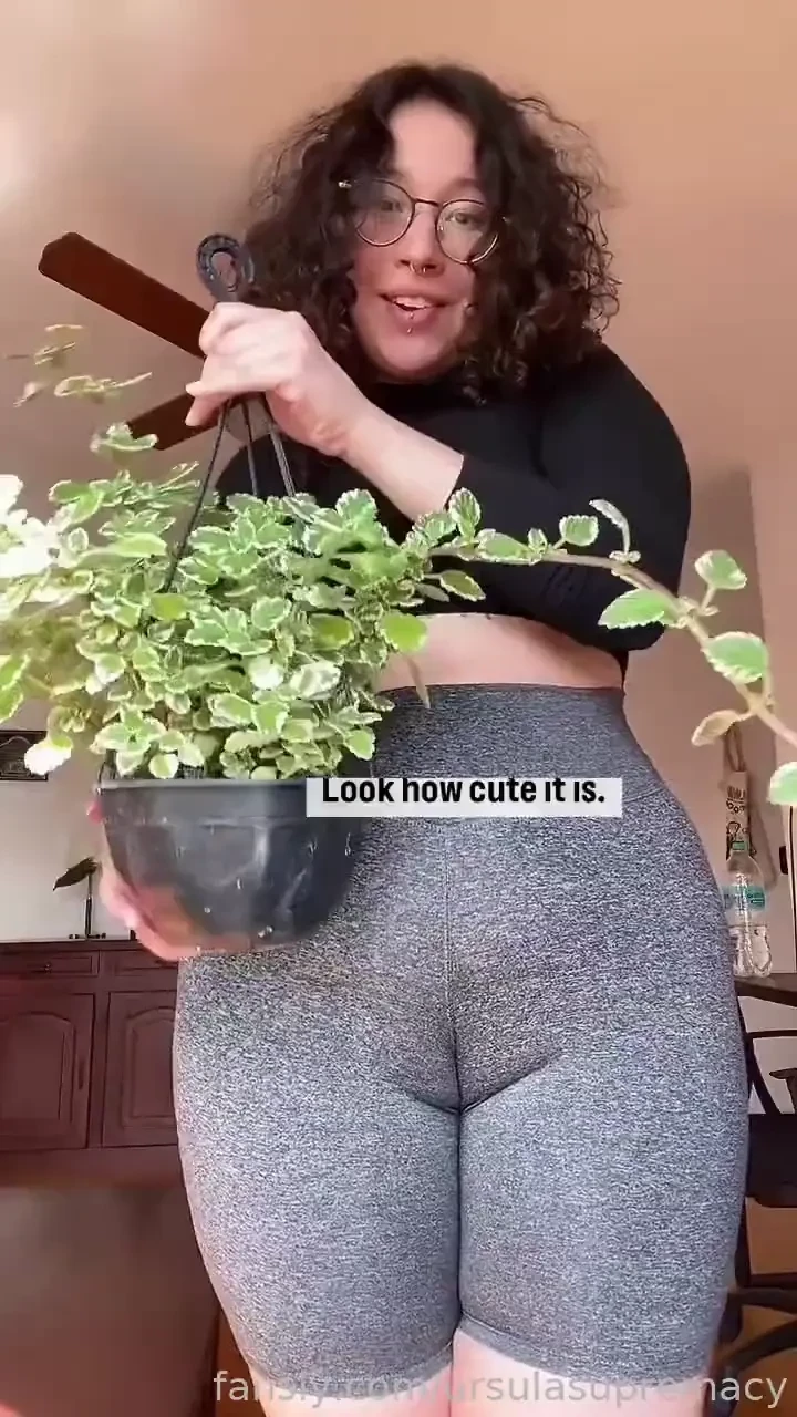 And not the only thing that is big chubby curvy bbw hairypussy hairy 