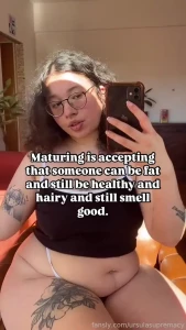 I always keep my pussy very clean and smells good when it s natural