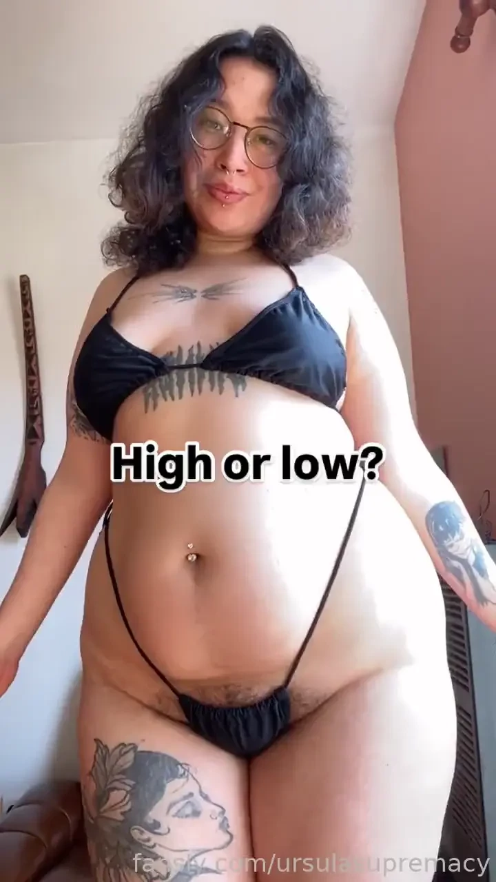 Chubby thick curvy bbw hairypussy hairy pussy ass booty bigass fyp 