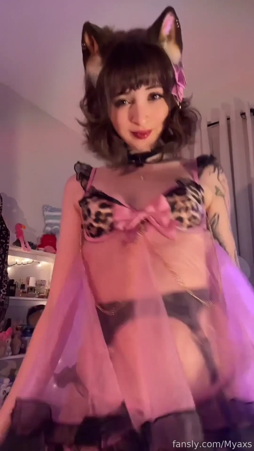 Kitty dance lt 3 my subscription is 20 off right now lt 3 cum have 