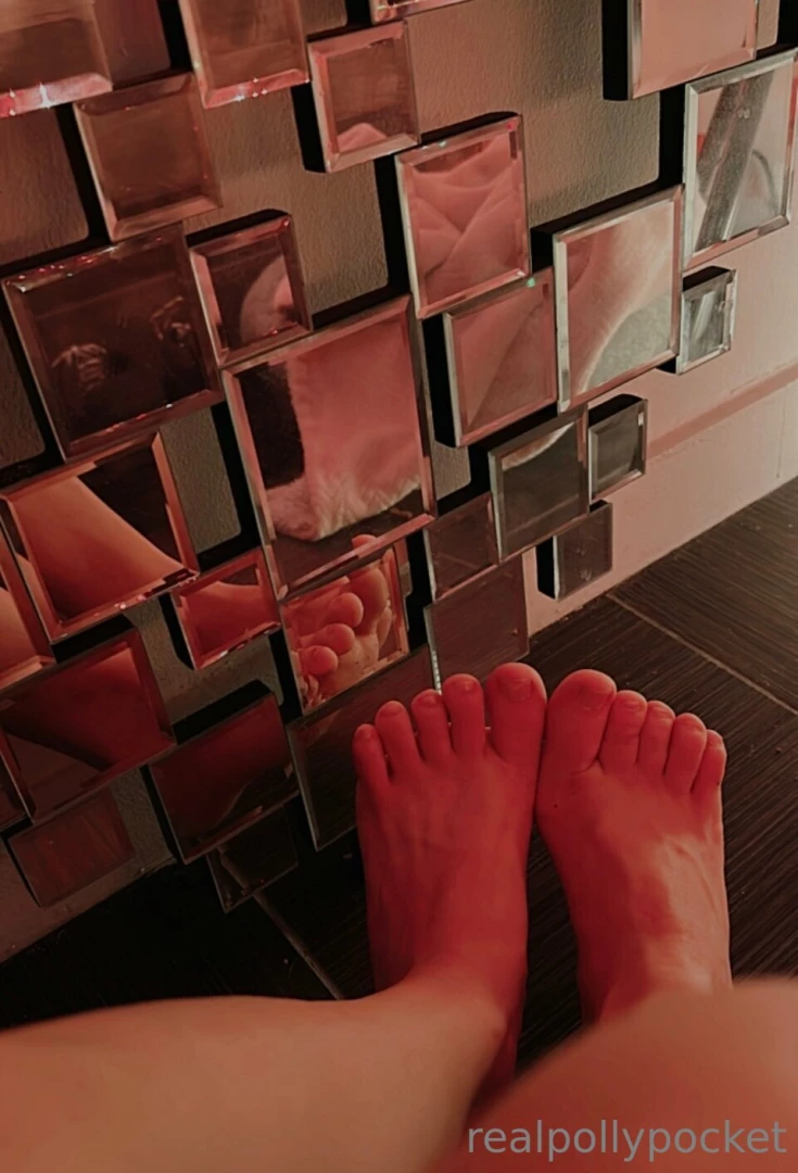 Perfect little toes to walk over your balls 