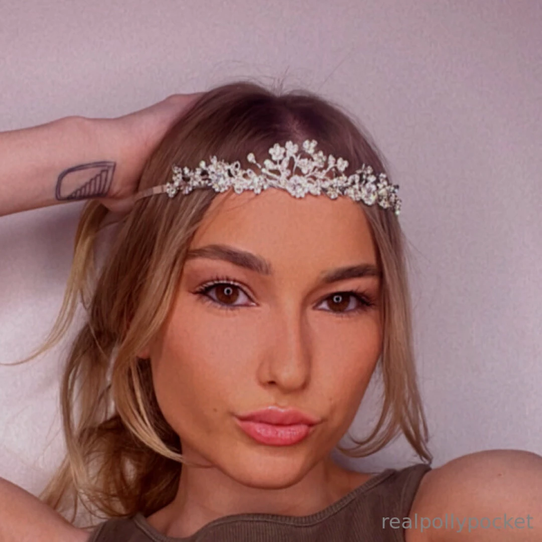 Who s the cutest girl you know 