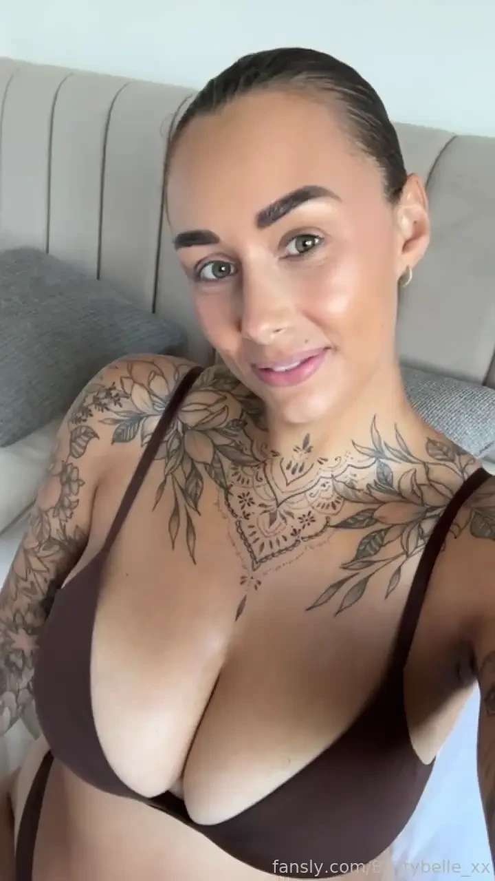 Tell me what you re up to today horny milf fyp tits tats wet 