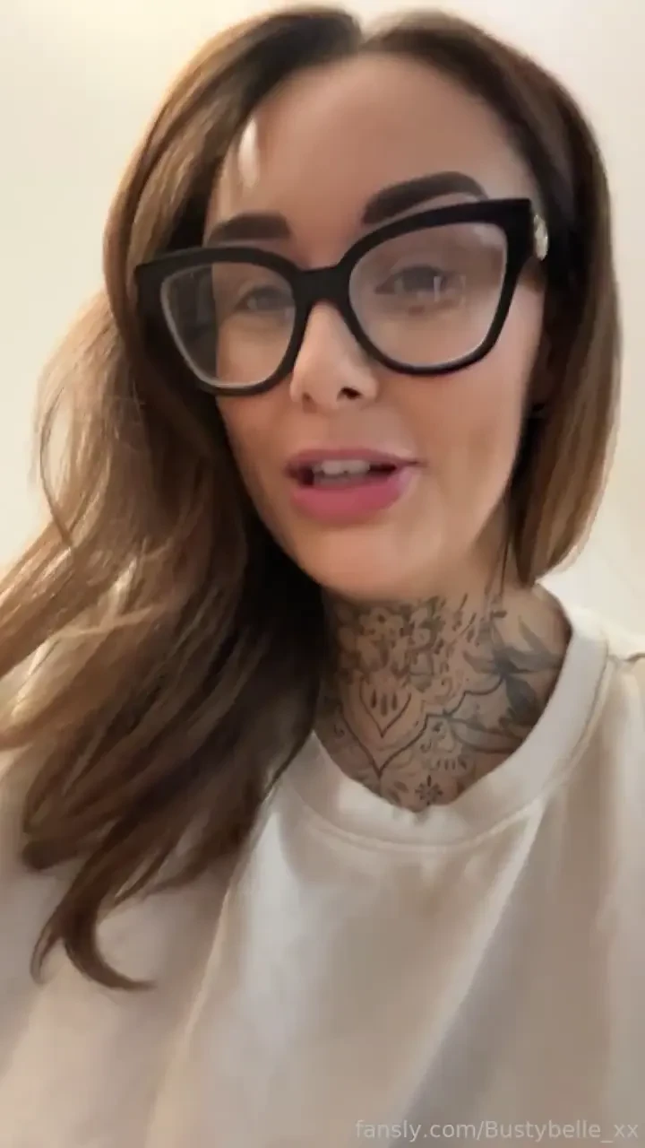 Send me a message and show me what you ve got on sexy slut wetpussy 