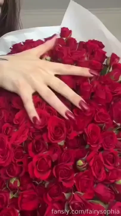 Can a bombshell like me make you go crazy free gift code https fans ly 