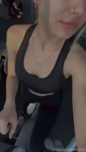 I love sports and stay in shape my pretty ass is a clear confirmation