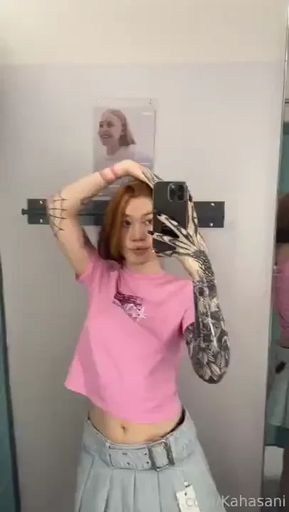 Today i was in the shop trying to find a new skirt would you like to 