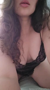 Feel like being naughty sexy lingerie curlyhair hotmom curvy squirter