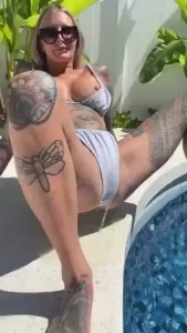 Spreading in the morning sun fyp pee pissing watersports fetish aussie