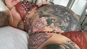 Heavily pregnant and waiting for your cock fyp pregnant tattoed mommy
