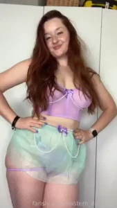 This gives me mermaid vibes lol redhead longhair lingerie thickthighs