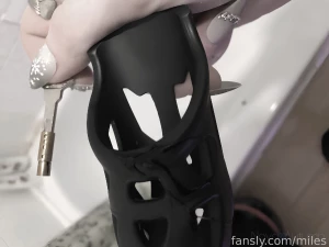 I got a lil wet taking pictures caged tgirl chastitycage precum