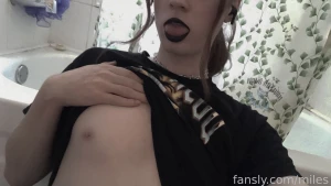 Fuck my face and wreck my slutty makeup i want your load on my tongue