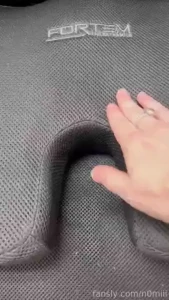 This time i decided to wet my panties while sitting in my chair at part 1