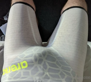 My white arena carbon air which is unfortunately broken in the cock