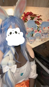 Pekomama in kitchen part 2