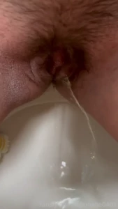 I know you all love me peeing fyp pee wee waterworks goldenstream
